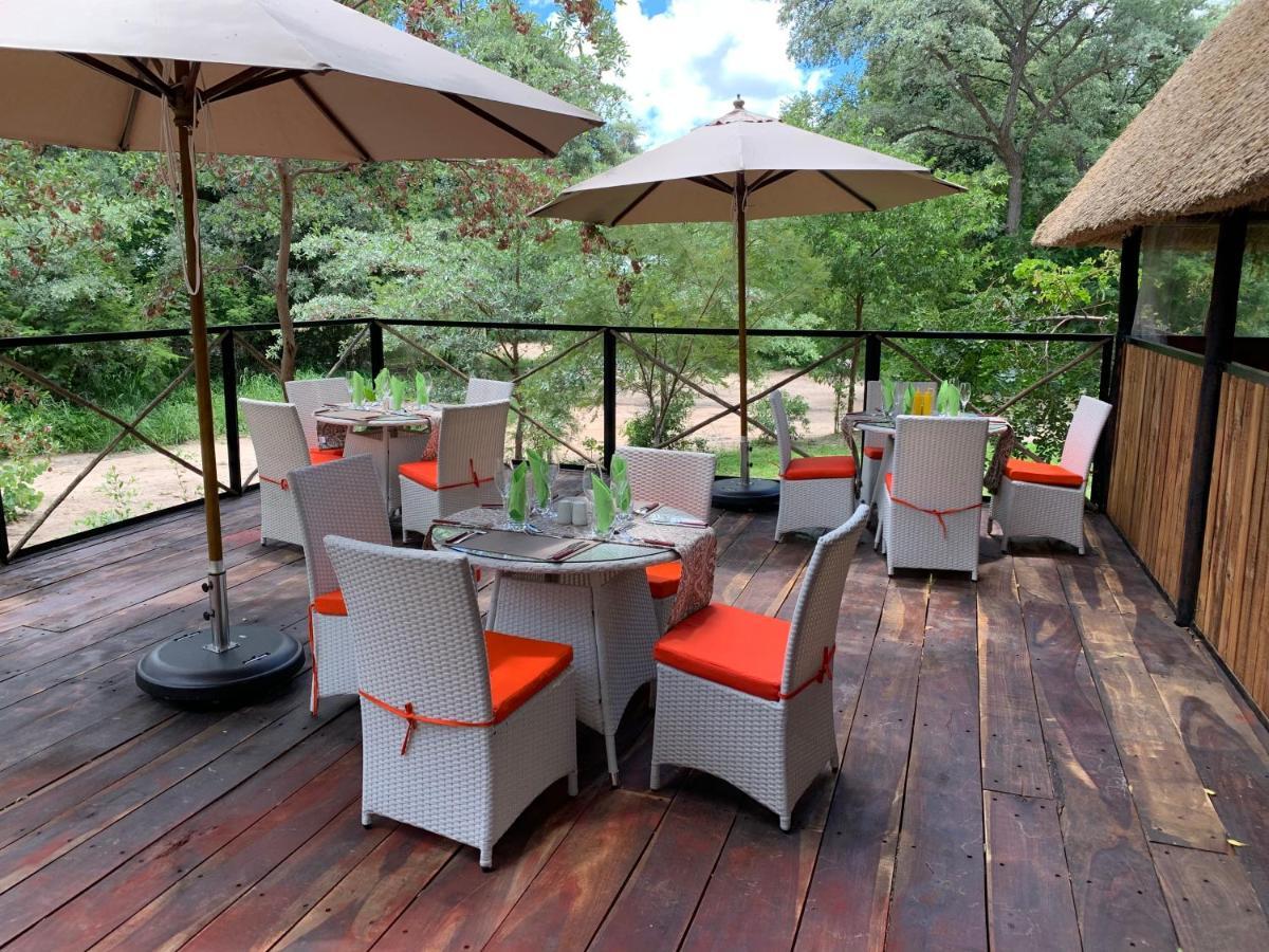 Juda Haus Lodge Катима Мулило Екстериор снимка
